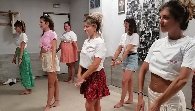 Experiencia en clase de baile latino y salsa en Valencia - Foto 4