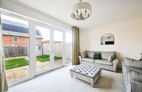 LUX Contractor & Family Haven - Parks x2, Sleeps 9 - Foto 62