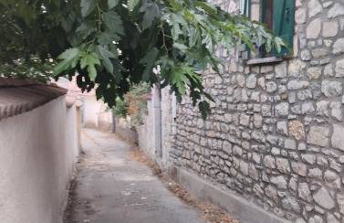 Vitina Number 5 House - Photo 8