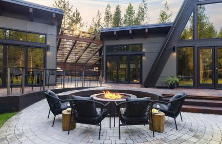 Newly Built • Sauna • Hot Tub • Cold Punge Lazy River Glamp-House by AvantStay - Foto 76