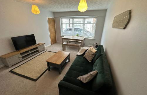 Cosy, 2 Bedroom Cottage in Guisborough Town Centre - Foto 1