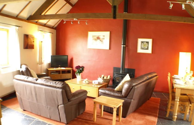 Polean Farm Cottages - Photo 43