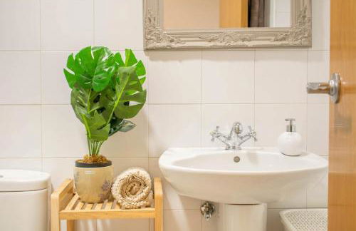 Acogedora habitación en apartamento con terraza - Photo 24