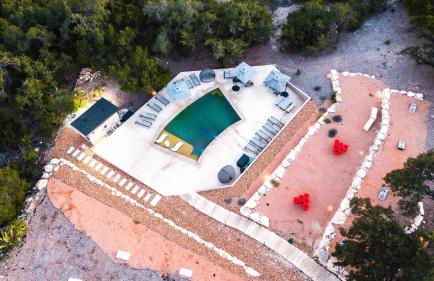 Starlight Horizon 2 Cabins Hot Tub & Pool - Pet-Friendly Texas Hill Country Stay Near Canyon Lake Sleeps 12, Stargazing, Group Getaway - Foto 70