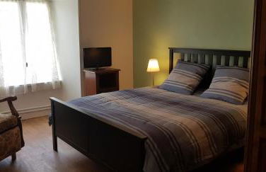 Lodge-Sagne une ferme rénovée au cœur du Cantal à proximité de la station de ski du Lioran - Photo 17