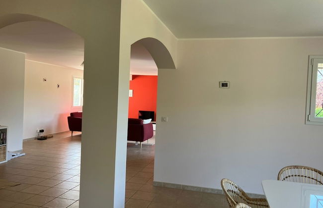 Villa With Private Pool and Jacuzzi - Photo 27