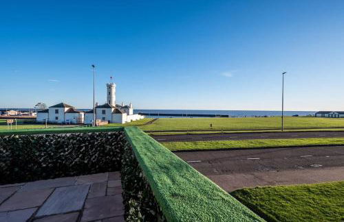 Sea View Luxury Apartment 3 bedrooms Free Parking - By Coast Apartments - Photo 38