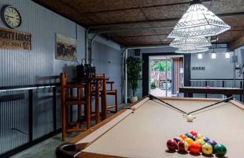 Liberty Lodge Pool & Hot Tub Game Room BBQ - Foto 22