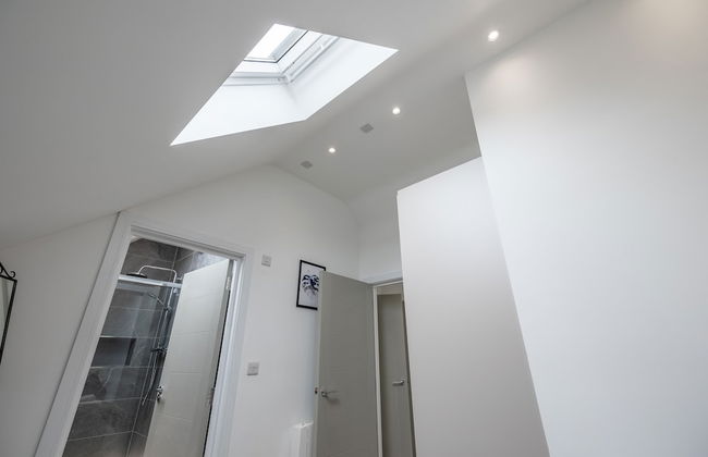 Impeccable 2-bed Apartment in Camberley - Foto 5