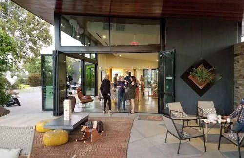 King Size, Patio, Xbox, Great Park - Photo 27