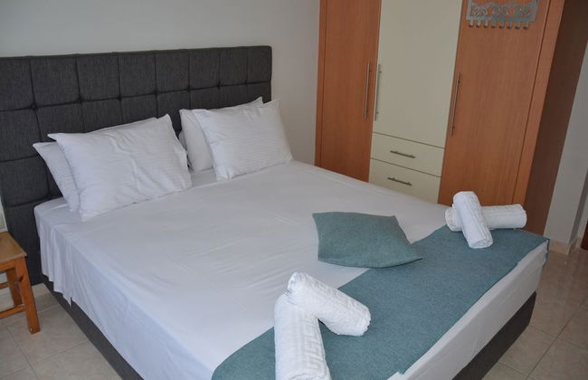 Platoni Elite Villas - Photo 2