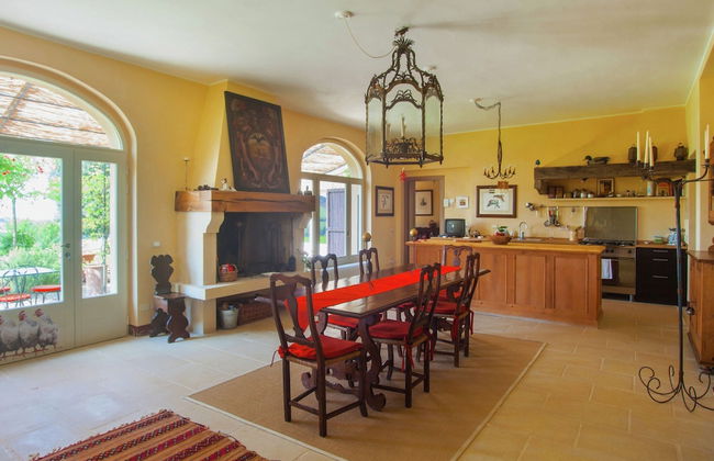 Gorgeous Vacation Home With Pool - Foto 14