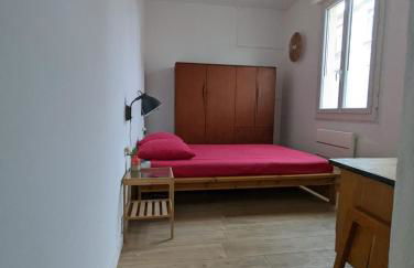 Maisonnette avec petite cour - Foto 10