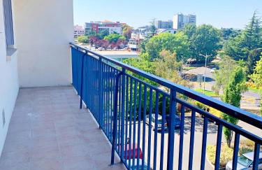 T4 Pro Groupes - 5min Airbus - 6pers - Parking - Foto 14