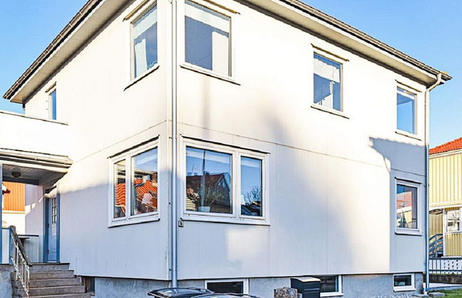 Villa in Town Near Sea and Beach - Foto 25