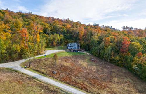 4 Mi to Stratton! Group Getaway with Deck and Views - Foto 37