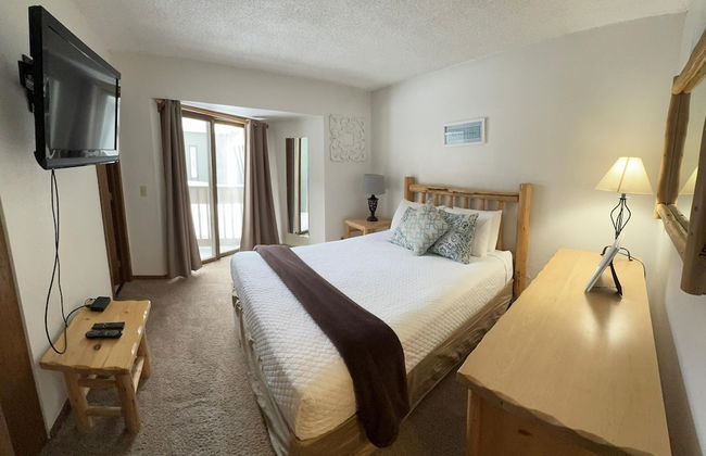 Silverado II Resort & Event Center - Photo 15