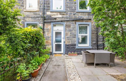 JOIVY Charming Apartment near Leith Links with Patio - Foto 34