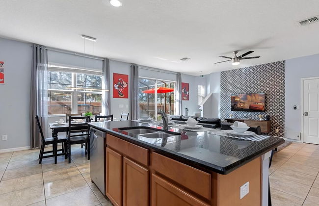 Gated Community, Amazing 4/3 Vacation Home With Private Pool Near Disney!!! - Foto 53