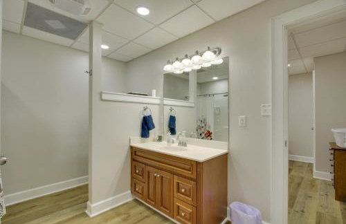 Spacious Rural Getaway in Lexington with Deck! - Foto 34