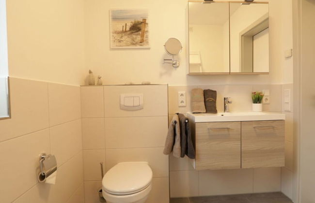 Marinapark 147 Modern Retreat - Photo 22