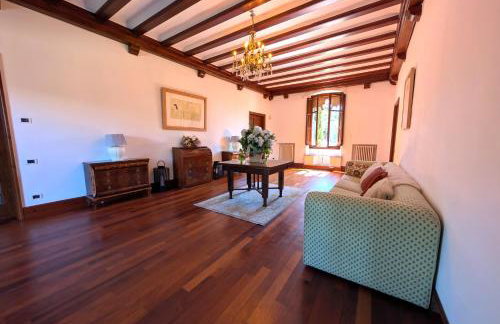 Castillo Meng - Foto 23