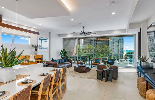 Elevated Perspective - Foto 77