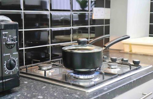 Contemporary & Stylish House . FREE Parking - Foto 24