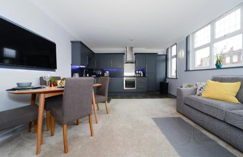 Beautiful Apartment near Bournemouth, Poole & Sandbanks - Photo 2