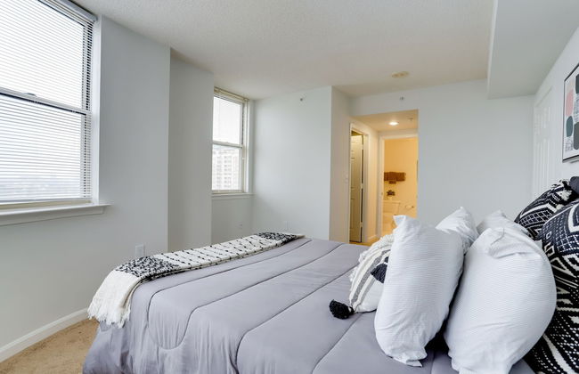 Comfort Apartments in Arlington - Photo 6