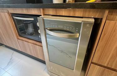 Apartamento Luxo Moderno e Conveniente com Garagem - Foto 24