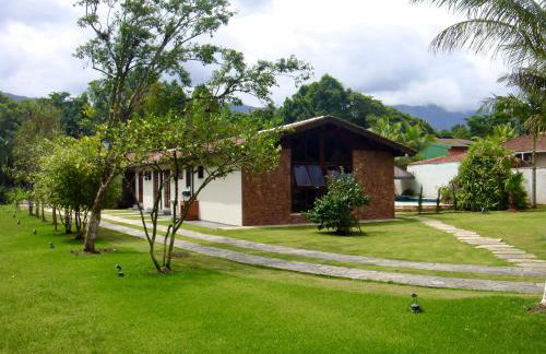 Casa Enorme para 12 pessoas, 4 suites e um fundo com 18mil metros de mata e um pier no rio que sai para o mar-Internet 100MB - Photo 43