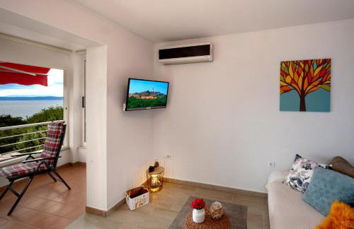 B Apartment - Photo 6