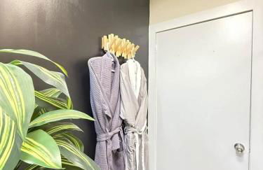 Vibing Hudson Retreat Pet-Friendly w Hot Tub - Foto 27