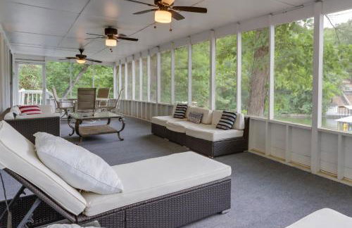 Dock and Screened Porch Lake of the Ozarks Getaway! - Foto 2