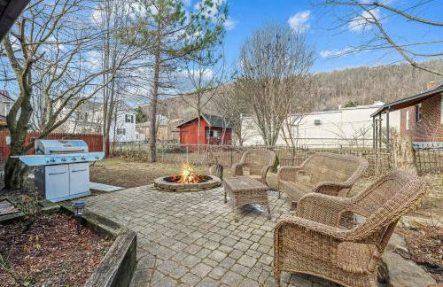 Broadway Cottage - Town, Hot Tub, Fire Pit, Grill, Wifi, Family Friendly, Pet Friendly - Foto 30
