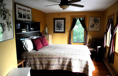 Impressive Cabin with a Pool and Hot Tub Ideal for Weekend Getaways in the Catskills - Foto 6