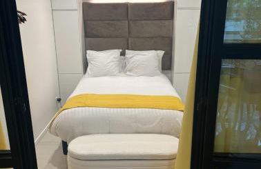 Deux. Pièces face à la scène. - Foto 11