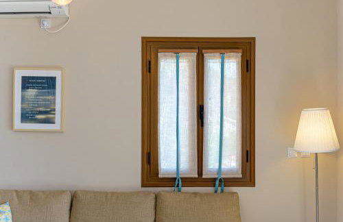 Paralio Astros Beachfront Suites - Photo 24