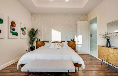 Pool house with hot tub and cinema - Foto 14