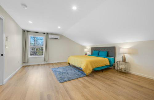Spacious 5BR Home KING Bed Wi-Fi Parking - Foto 21