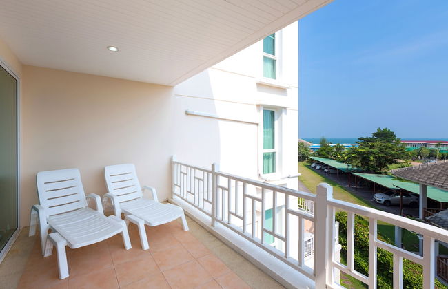 Baan Poolom Beachfront Condominium - Foto 60