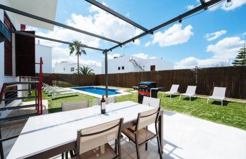 Luxury villa in Sevilla - Pool, Terrace & GameRoom - Photo 2
