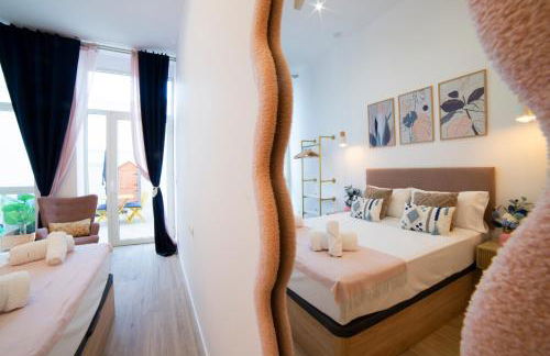 Color & Design next to Russafa SOHO - Photo 1