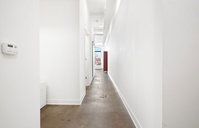 Ballpark Luxury Loft Steps from Arch - Photo 18