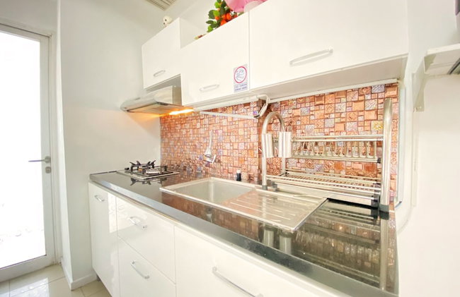 Comfy And Modern 2Br Apartment At Parahyangan Residence - Foto 14