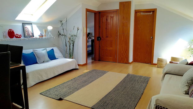 Entrada (vista interior)