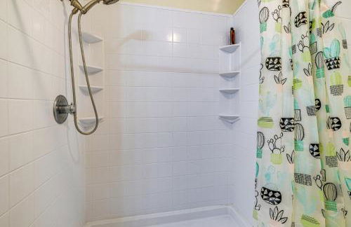 Serene and Spacious! Family-Friendly Catharpin Home - Foto 16