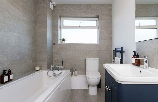 Beautifully Refurbished 4-bed Beachside Retreat - Foto 3