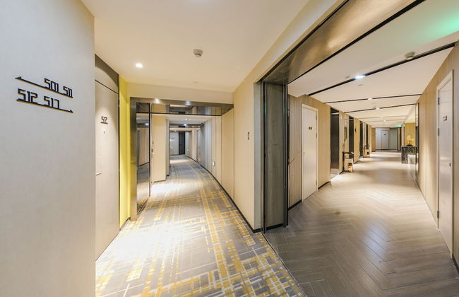 PESHT PREMIER HOTEL - Foto 2